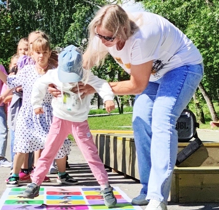 Счастливые металлурги