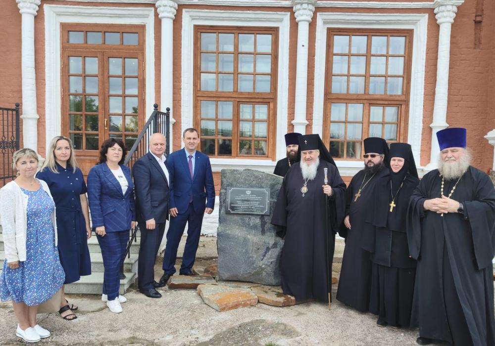 В Соликамске появился новый памятник