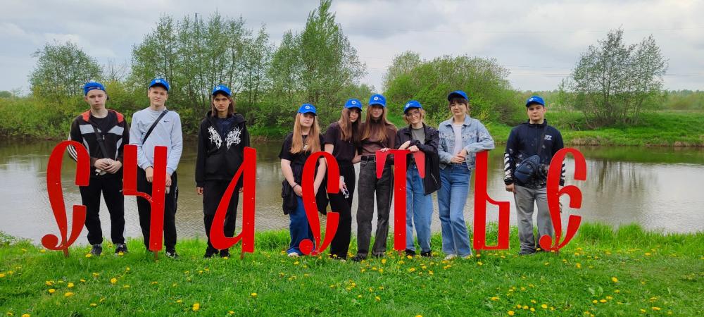 Трудовые отряды подростков вышли на работу на СМЗ