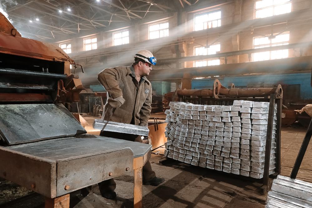 Завершен ремонт литейного конвейера