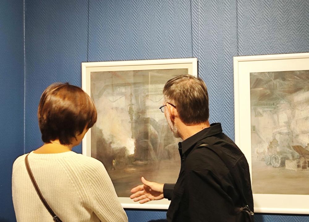 СМЗ на выставке картин